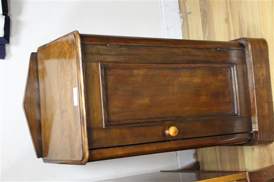 A mahogany adjustable piano stool, W.56cm D.38cm H.49cm, and a late Victorian mahogany pot cupboard, W.39cm D.33cm H.81cm